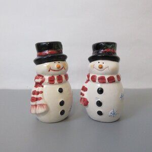 Ceramic Snowmen Salt & Pepper Shaker Christmas Winter Holiday Top Hat Scarf 3.5"